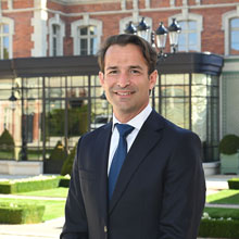 Mouflard bei Pol Roger gestartet