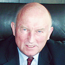  Dr. Paul Kuhlmann verstorben